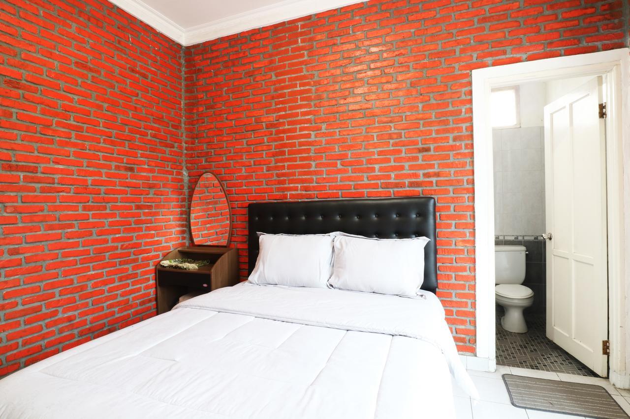 Villa Madani Paragajen ภายนอก รูปภาพ