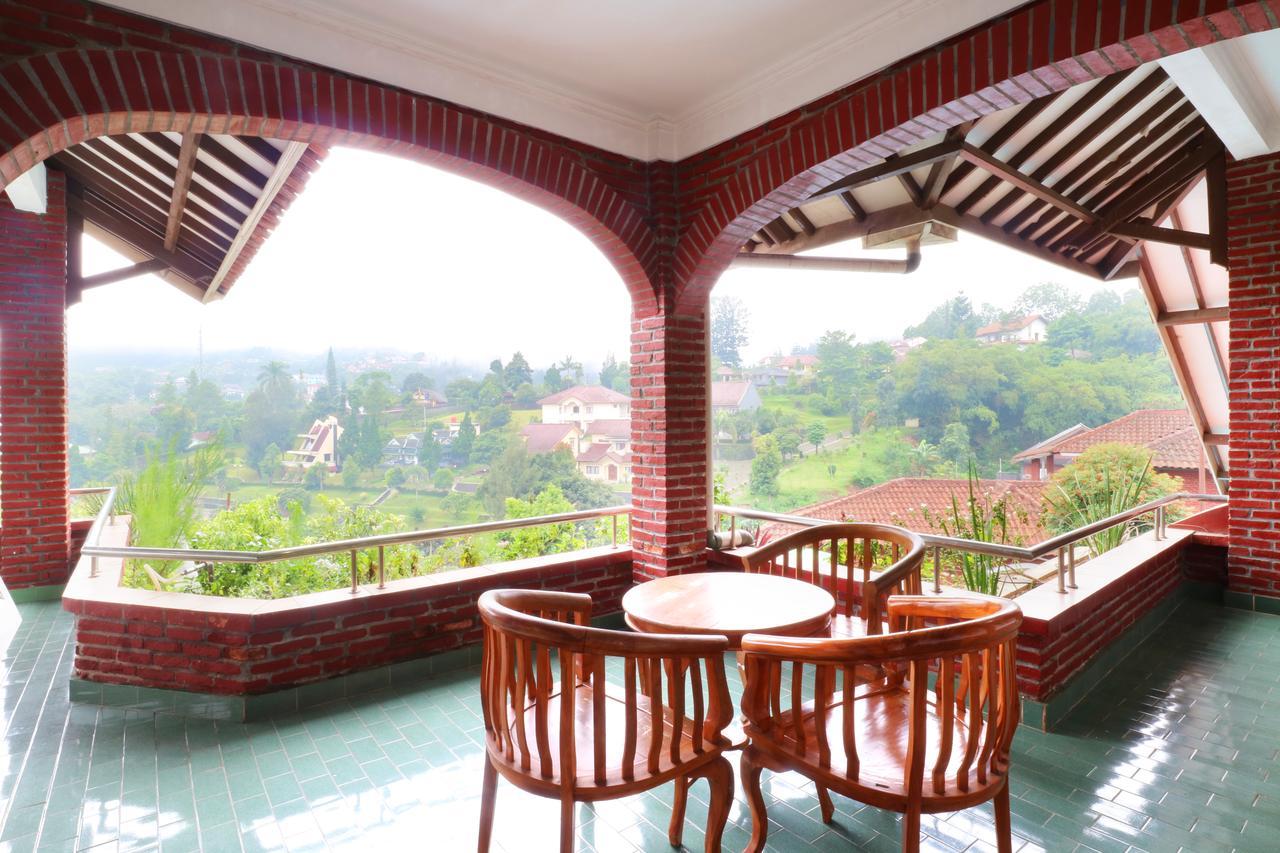 Villa Madani Paragajen ภายนอก รูปภาพ