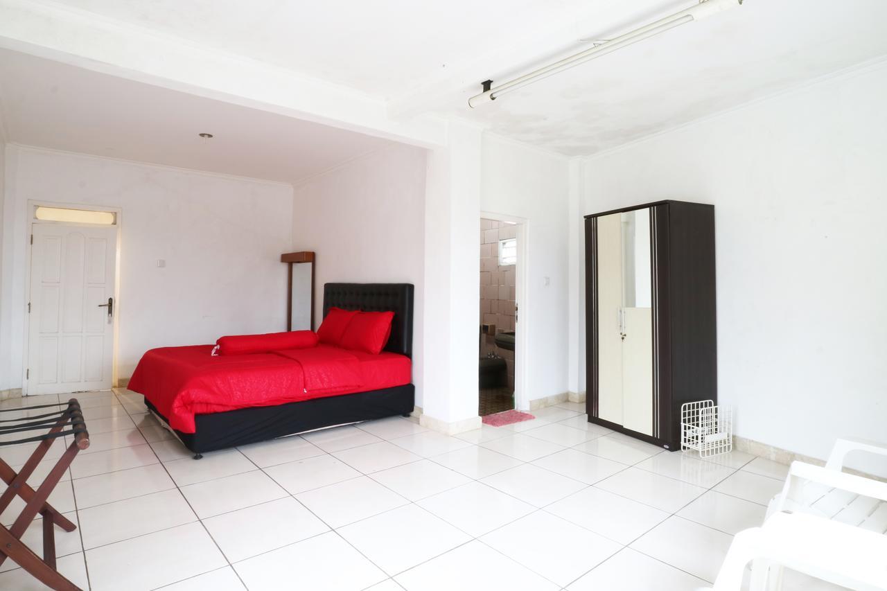 Villa Madani Paragajen ภายนอก รูปภาพ