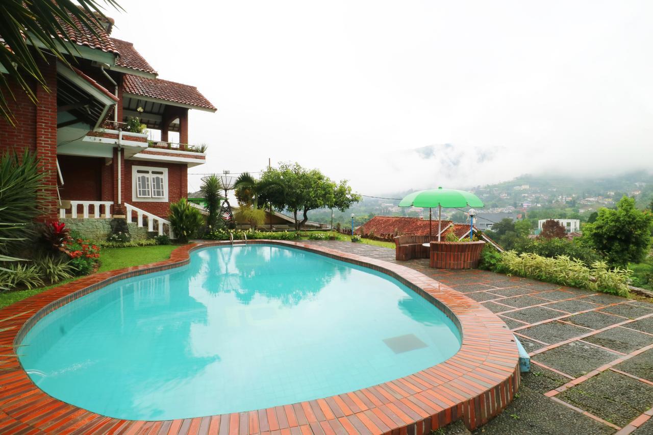 Villa Madani Paragajen ภายนอก รูปภาพ